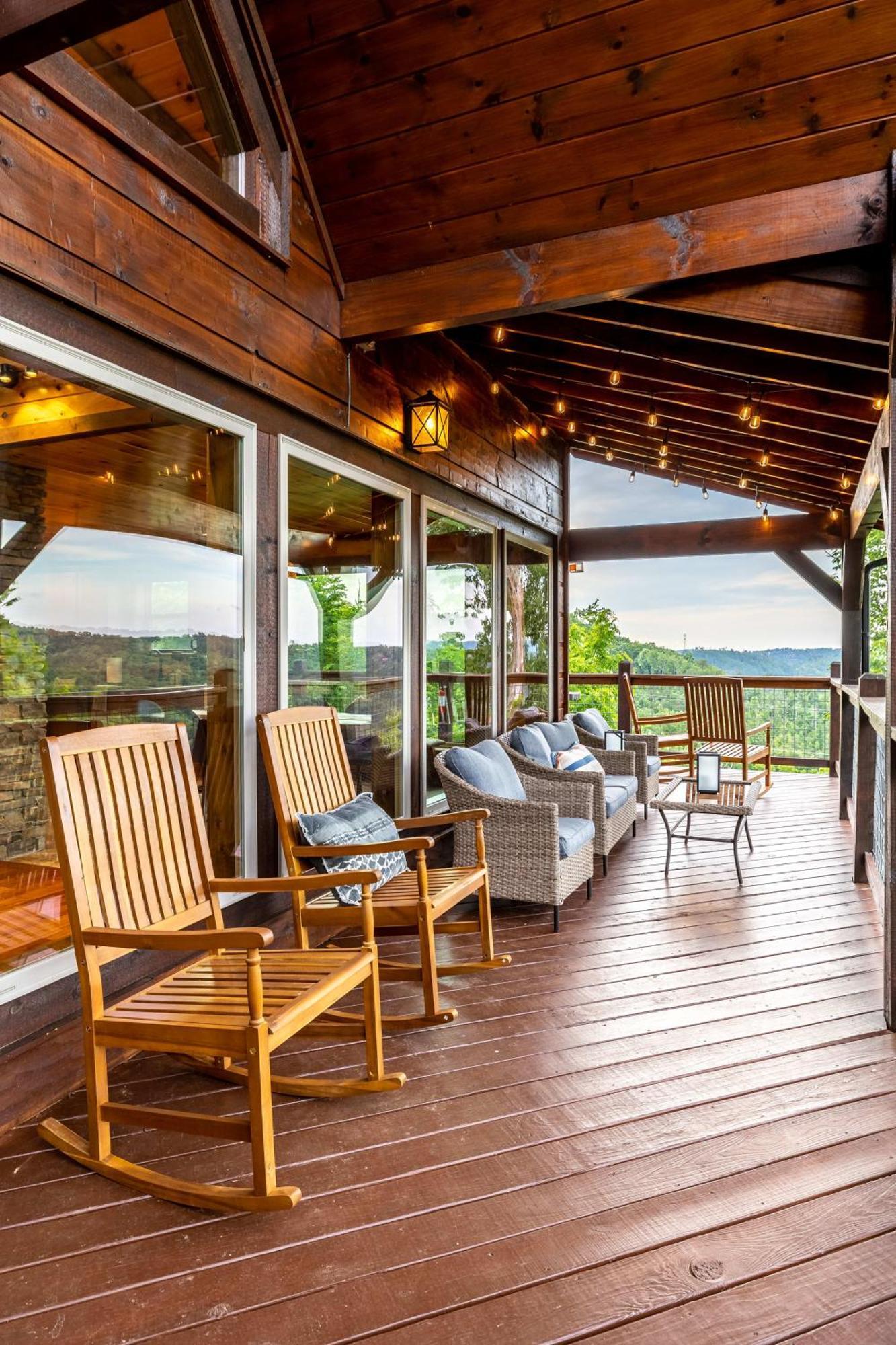 The Solstice - Amenities Galore Mountain Retreat Gatlinburg Exterior photo