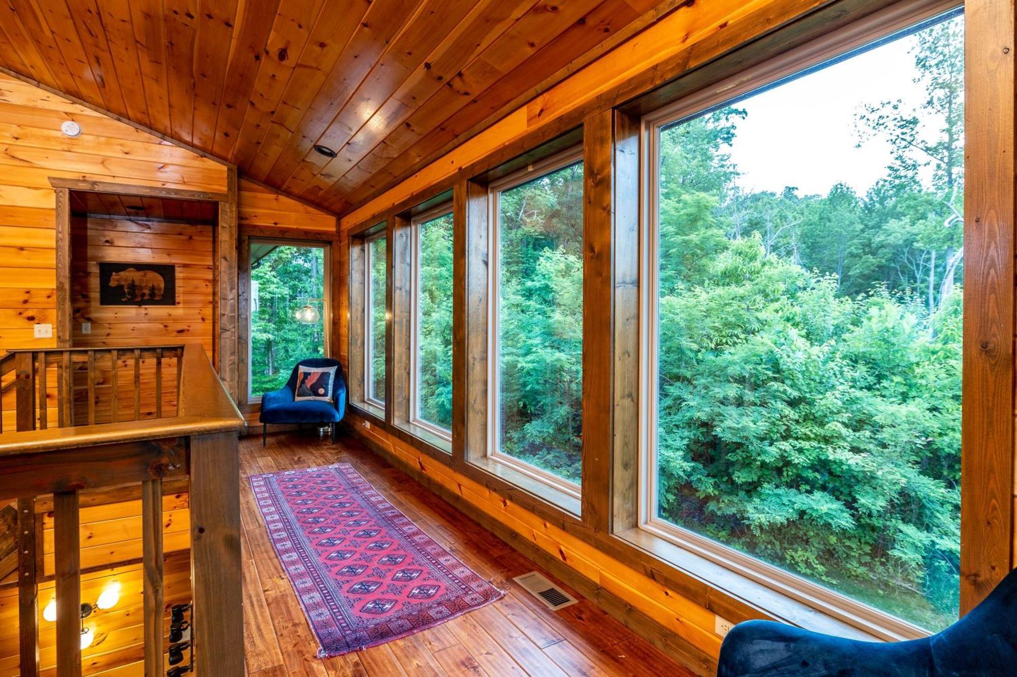 The Solstice - Amenities Galore Mountain Retreat Gatlinburg Exterior photo