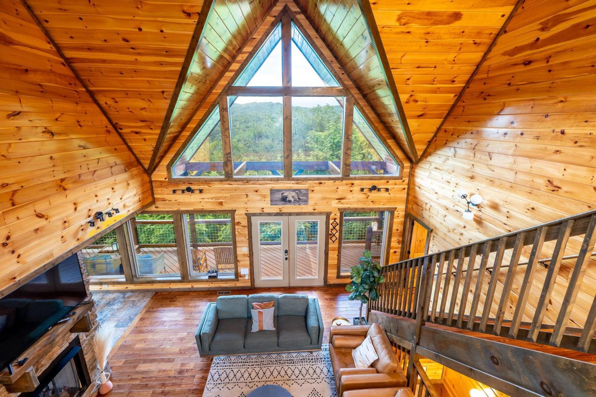The Solstice - Amenities Galore Mountain Retreat Gatlinburg Exterior photo