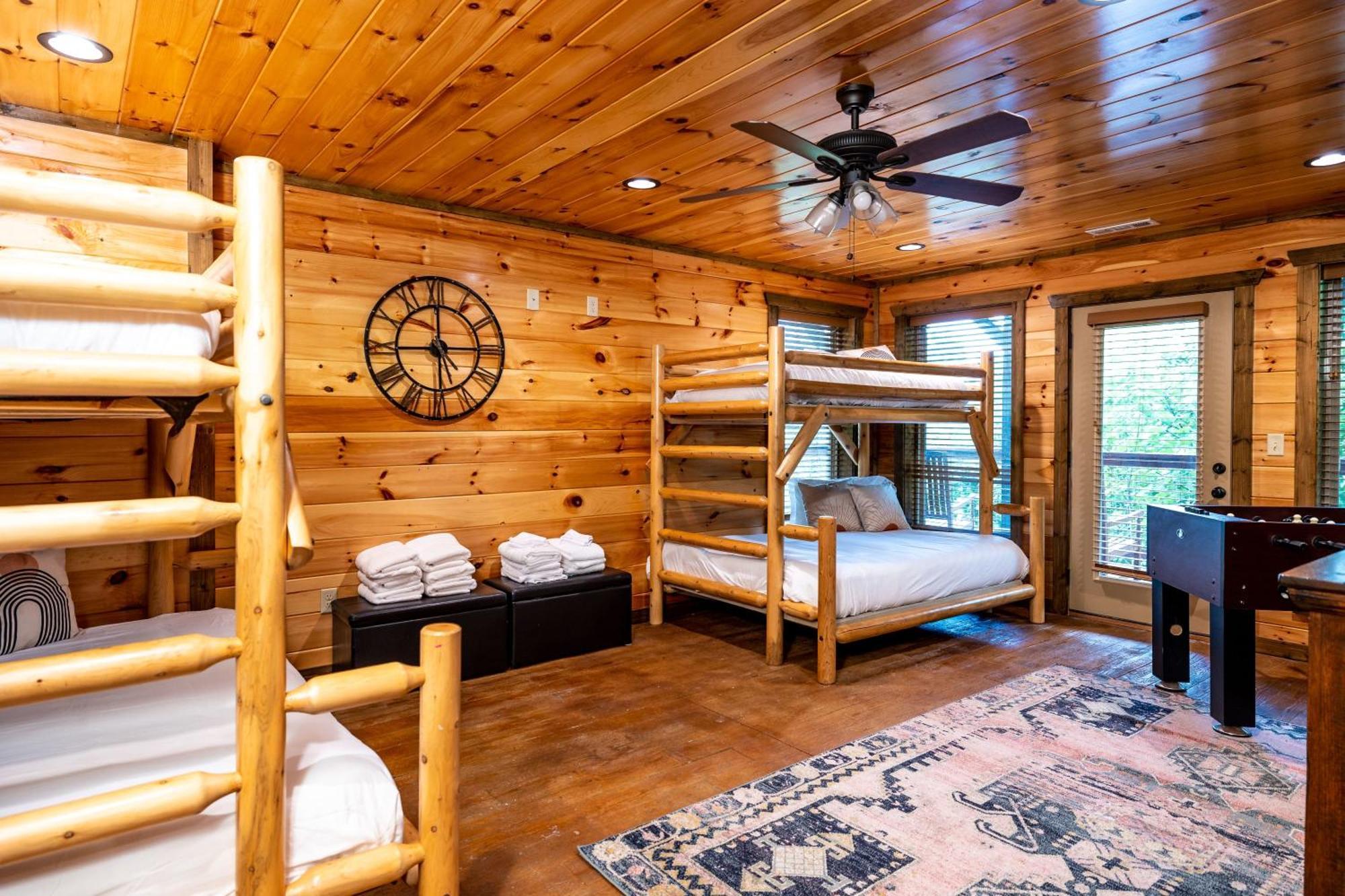 The Solstice - Amenities Galore Mountain Retreat Gatlinburg Exterior photo