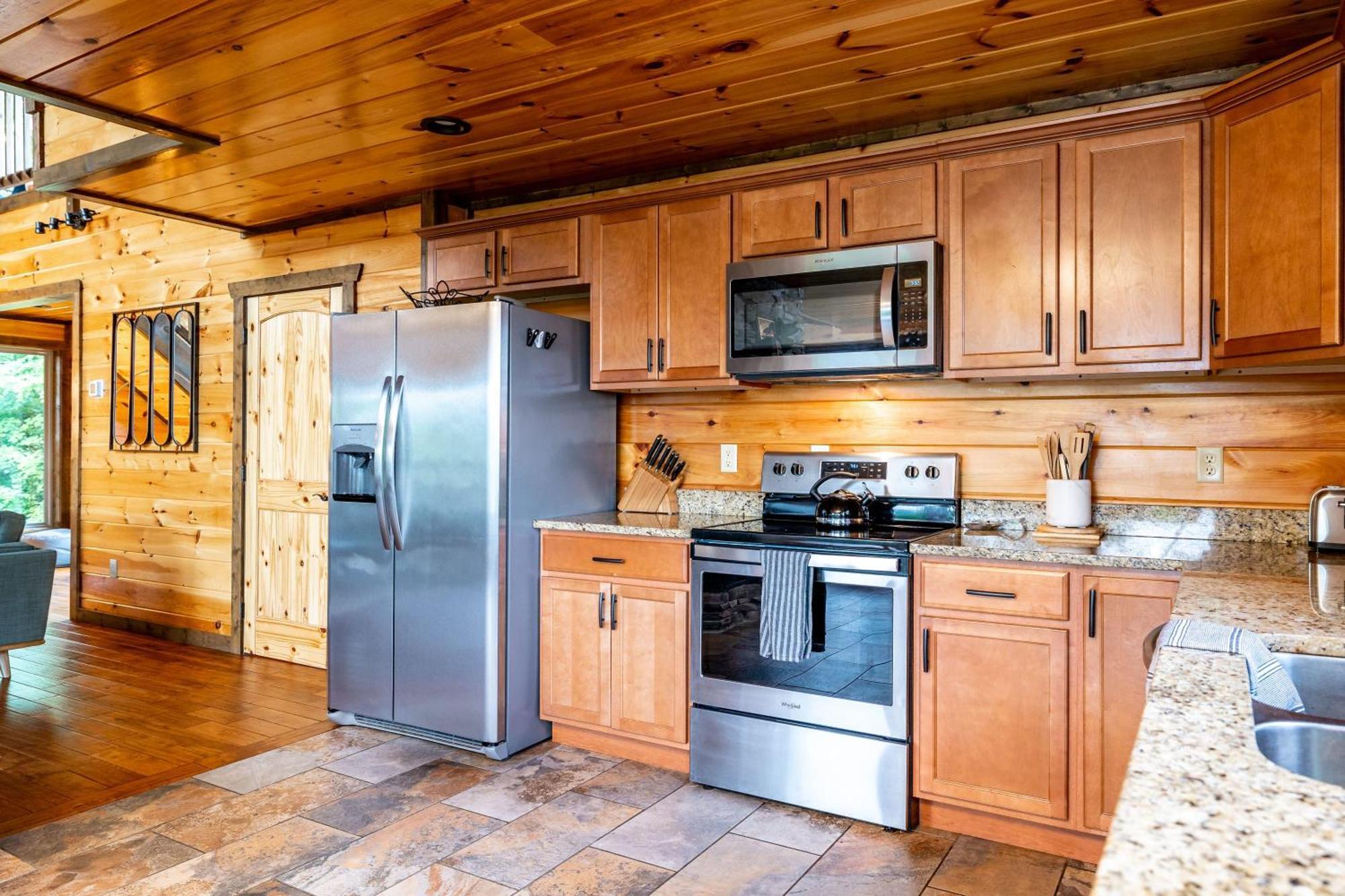 The Solstice - Amenities Galore Mountain Retreat Gatlinburg Exterior photo