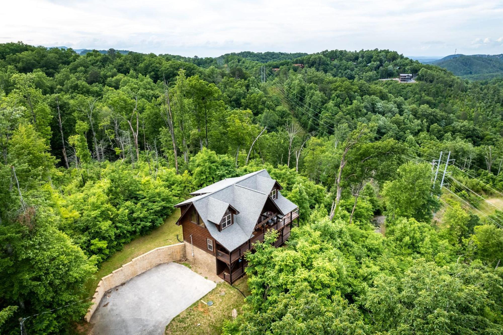 The Solstice - Amenities Galore Mountain Retreat Gatlinburg Exterior photo