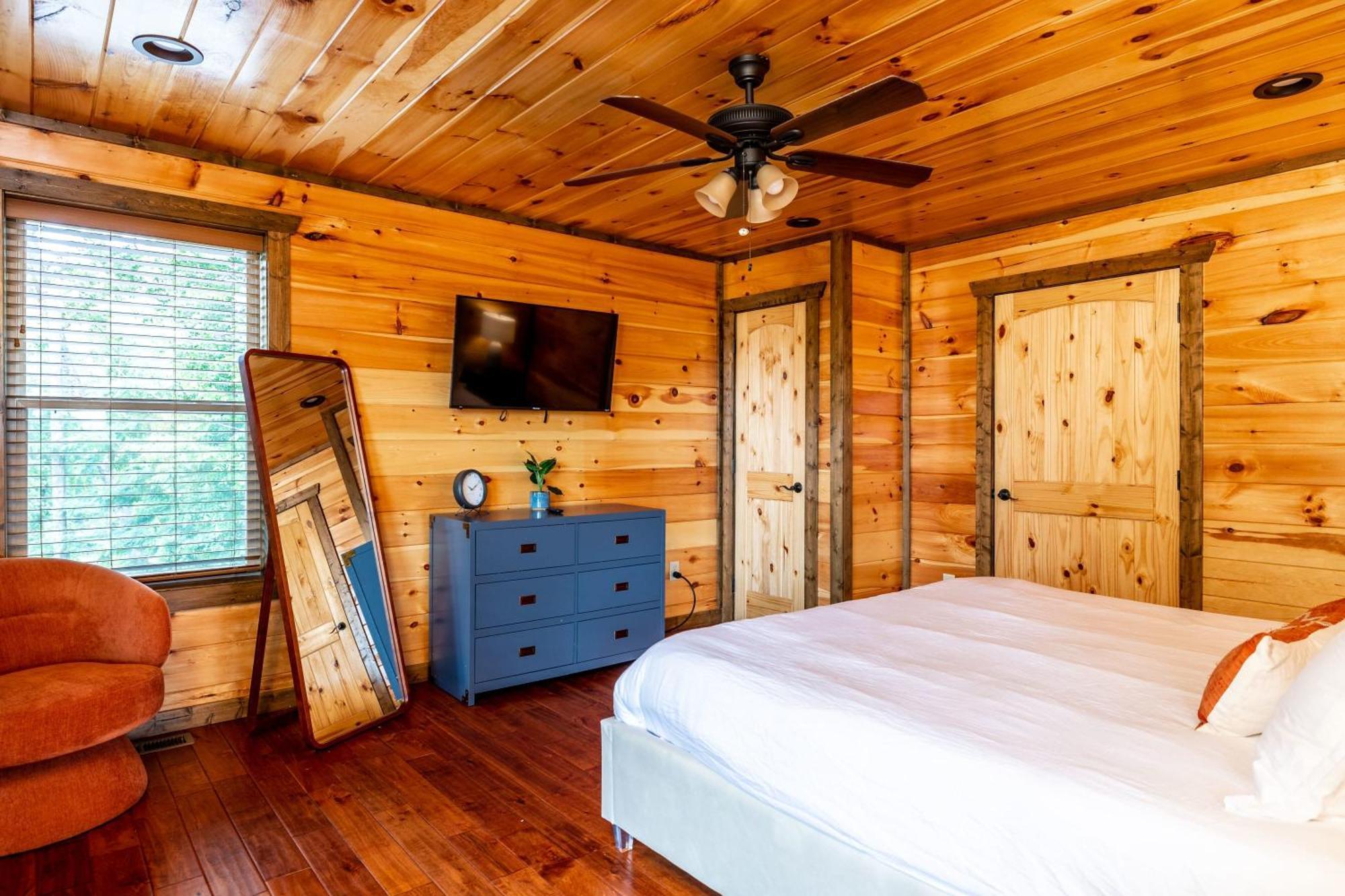The Solstice - Amenities Galore Mountain Retreat Gatlinburg Exterior photo