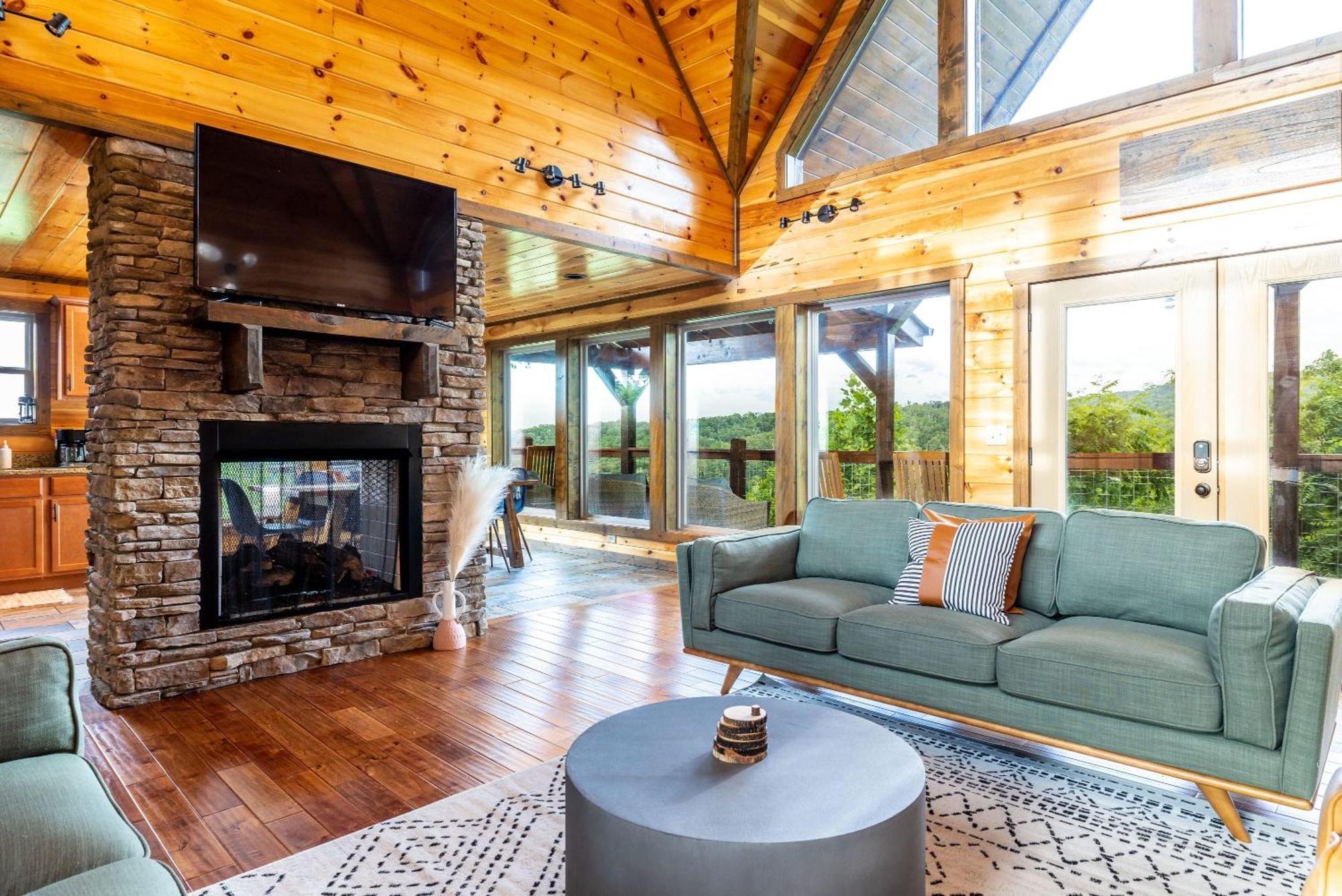 The Solstice - Amenities Galore Mountain Retreat Gatlinburg Exterior photo